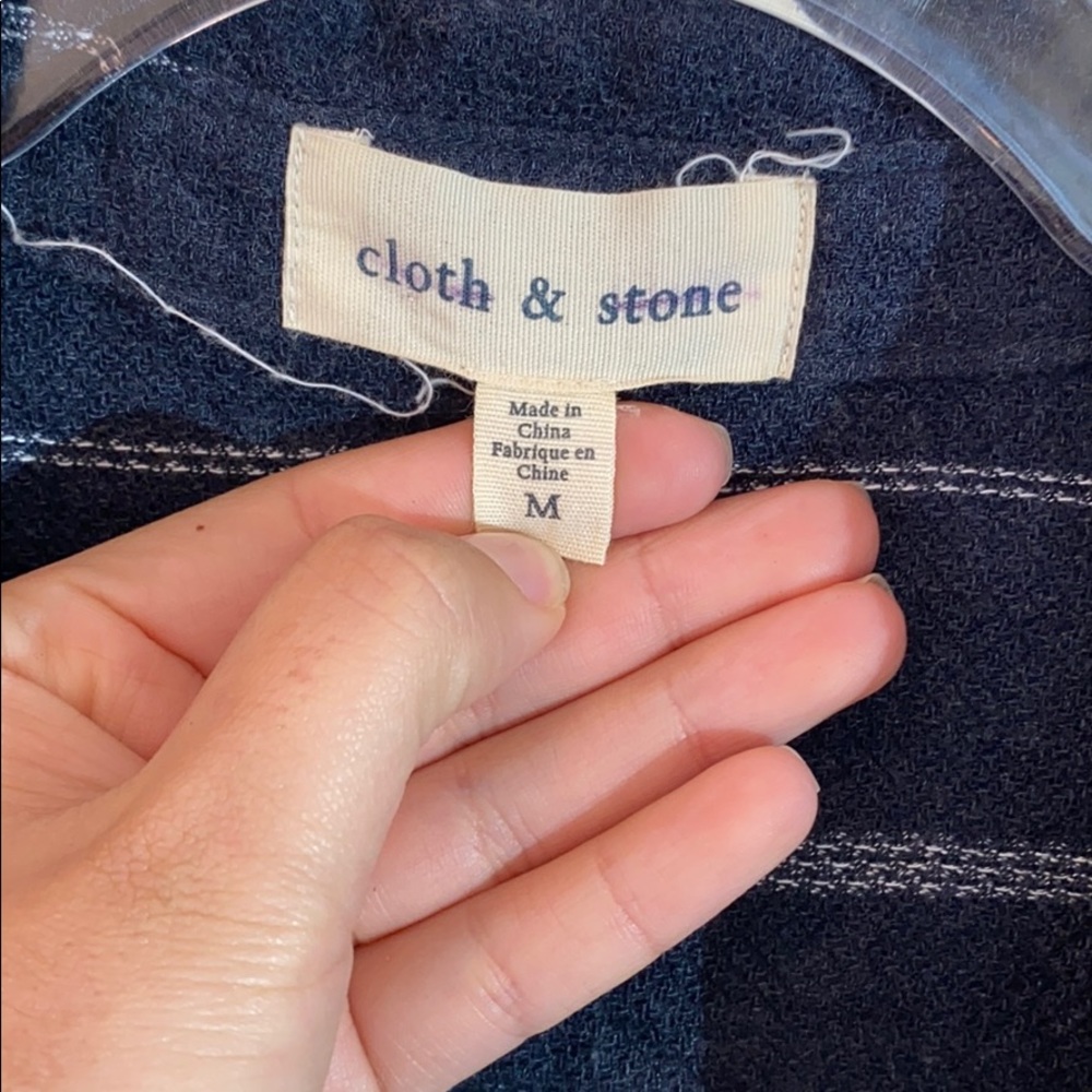 CLOTH & STONE BLOUSE. - Picture 2 of 3